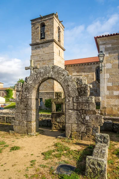 Ruinen der Kirche Paco dos Condes und Matriz in Barcelos, Portugal — Stockfoto