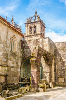 Braga - Portekiz kilisede Misericordia courtyard adlı