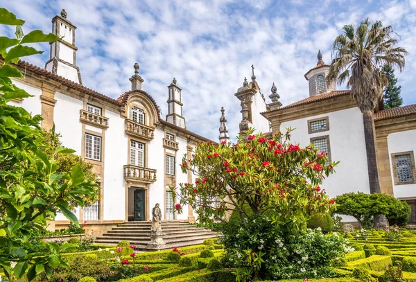 Tuin en Paleis van Mateus in de buurt van Vila Real in Portugal — Stockfoto