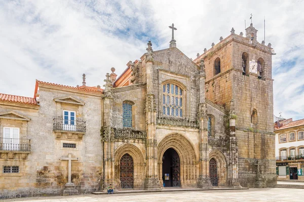 Vista a la Catedral de Nuestra Señora de la Asunción en Lamego - Portugal —  Fotos de Stock