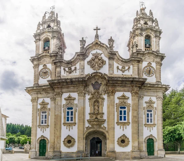 Uitzicht op het heiligdom van onze-lieve-vrouw van Remedios in Lamego, Portugal — Stockfoto