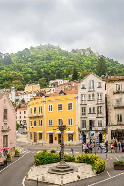 Pręgierz na ulicy Sintra w Portugalii — Zdjęcie stockowe