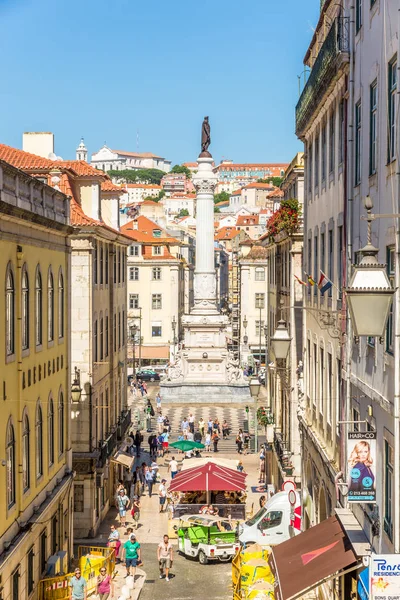 På gatorna i Lissabon - Portugal — Stockfoto