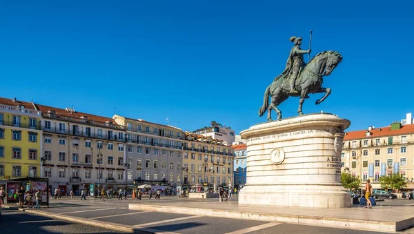 Monumento al Rey Joao I en el lugar de Figueira en Lisboa - Portugal —  Fotos de Stock