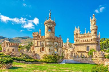 Colomares kalede Benalmadena, Christopher Columbus - adanmış İspanya görüntülemek.