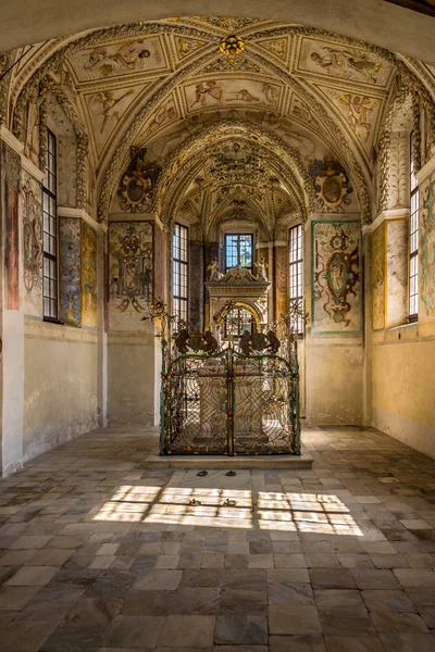 Pohled do kaple hradu Telč v Telči - Morava, Česká republika — Stock fotografie