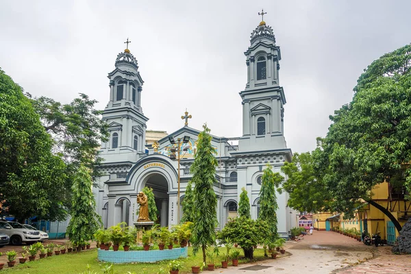 Vista na Catedral do Santo Rosário em Calcutá - Índia, Bengala Ocidental — Fotografia de Stock