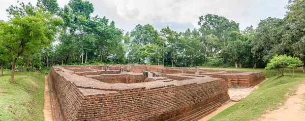 Vista en las ruinas del Monasterio 4 en el complejo budista Lalitgiri - India, Odisha — Foto de Stock