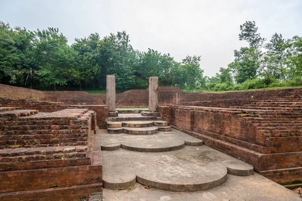 Lalitgiri Budist kompleksindeki Manastıra Giriş - Hindistan, Odisha — Stok fotoğraf