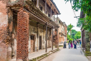 Bangladeş 'teki Sonargaon Panam Nagar Caddesi' nde.