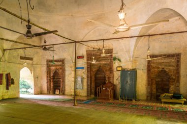 Bagerhat, Bangladeş 'teki Singair Camii' ndeki Mihrab manzarası