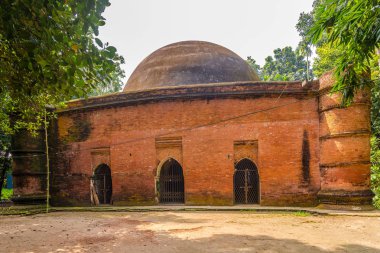 Bagerhat-Bangladeş 'teki Ronobijoypur Camii' ne bakın.