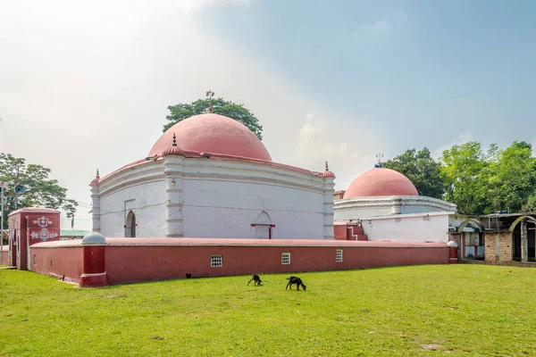 Widok na meczet Chana Jahana Ali w Bagerhat - Bangladesz — Zdjęcie stockowe