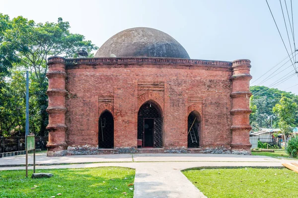 Vista para a Mesquita Singair em Bagerhat - Bangladesh — Fotografia de Stock