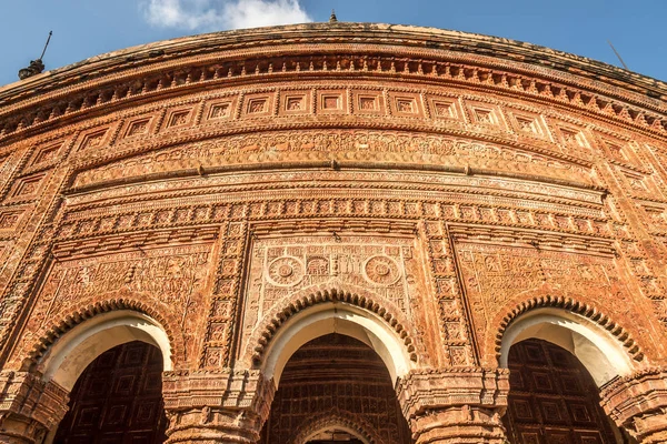 Вид на украшение храма Бара Анхик Мандир в Путии - Бангладеш — стоковое фото