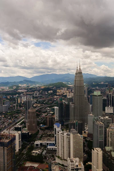 Kuala Lumpur Şehri. KL Kulesi 'nden güzel bir manzara.