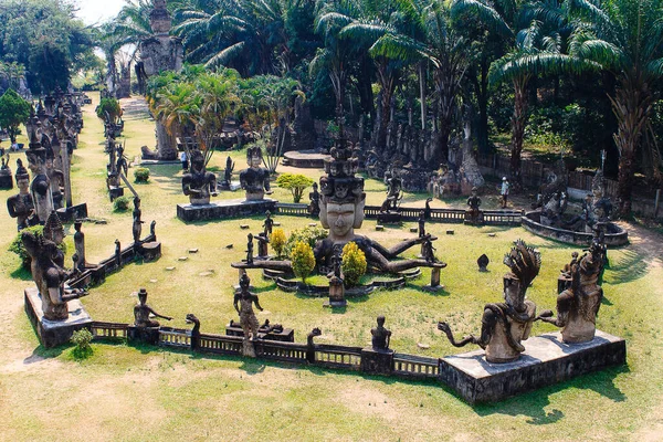 Vientiane yakınlarındaki Buddha Parkı Laos 'ta