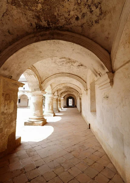 Colonial Nunnery Antigua Guatemala — Stock Photo, Image