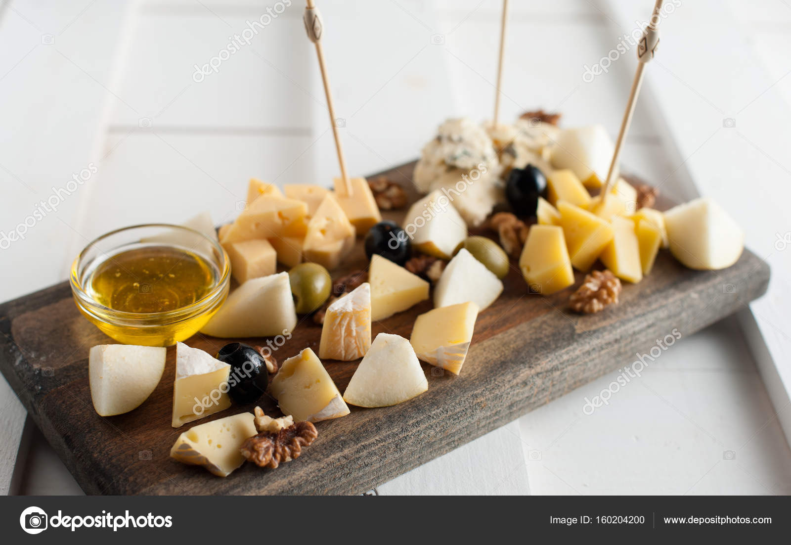 сырная тарелка. сырное ассорти меню. Lays сырное ассорти с медом. сырное ассорти. Lays сырное ассорти с медом.