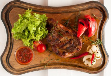 ızgara domuz eti boyun biftek