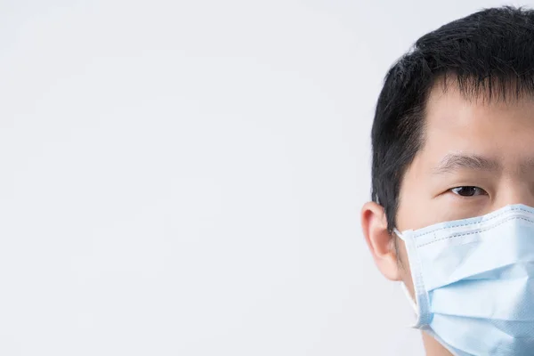 Genç Asyalı Erkek Portresi Hasta Hissediyor Enfeksiyonu Önlemek Için Cerrahi — Stok fotoğraf