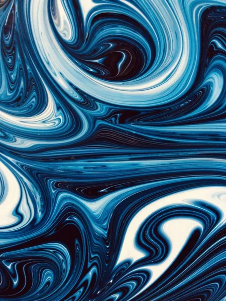 经典的蓝色背景 幻想概念奢华质感 用于平面设计的图像 可用作流行墙纸 网站等 公司刊物中的液体油漆白浪图案 — 图库照片