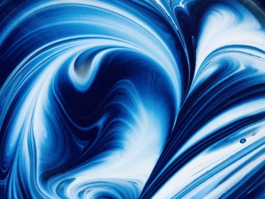 Klasik mavi ton soyut grunge beyaz çizgi arkaplanı. Moda 2020 yılı renk modeli. Eğri çizgi resimlerinden gökyüzü dijital arkaplanı. Renkler sıvıya karıştı ve hareket halindeyken fotoğraflandı.