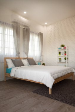 Otel yatak odası iç tasarım. Beyaz yatak odası ayarı stüdyo için 