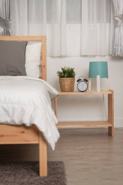 Otel yatak odası iç tasarım. Beyaz yatak odası ayarı stüdyo için 