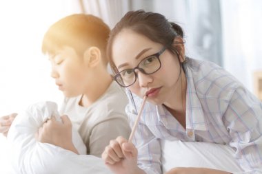 kardeş kardeş ödev yazmak için yardım