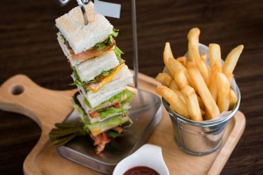 sandviç Yönetim Kurulu