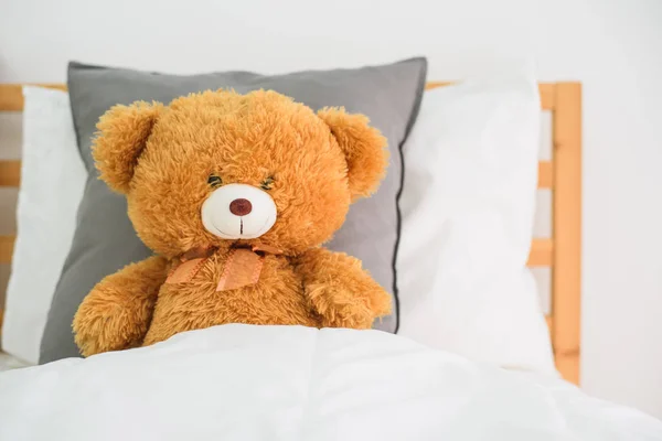 Teddy Bear Bed — Stock Photo, Image