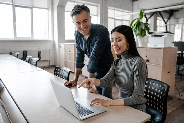 Two Office People Man Woman Work Together One Common Project — Stock Photo, Image