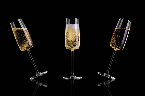 Šampaňské na černém pozadí — Stock fotografie