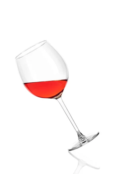 Beyaz arka planda pembe şarap — Stok fotoğraf