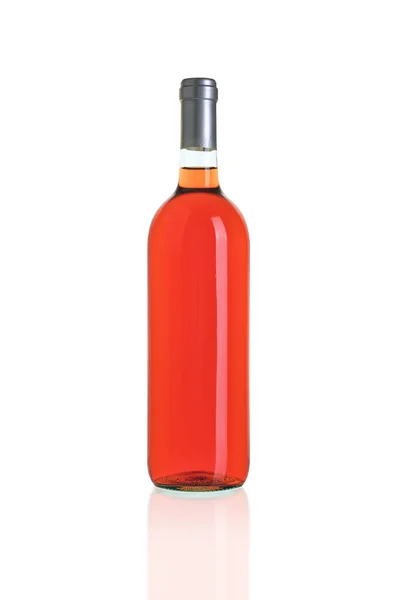 Vinho em garrafa sobre fundo branco — Fotografia de Stock