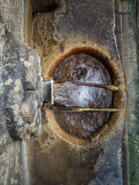 As Burgaz 'dan termal ve tıbbi su