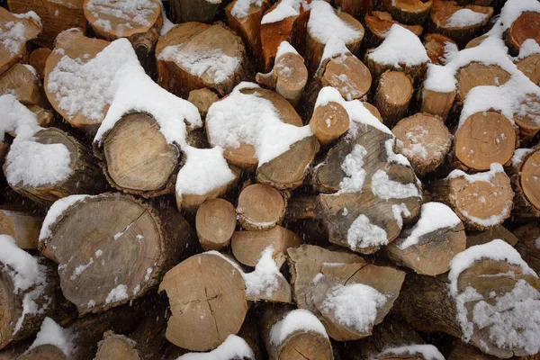 Tváře Protokolů Zimě Hranice Dřeva Dřevo Pod Sněhem Abstraktní Pozadí — Stock fotografie