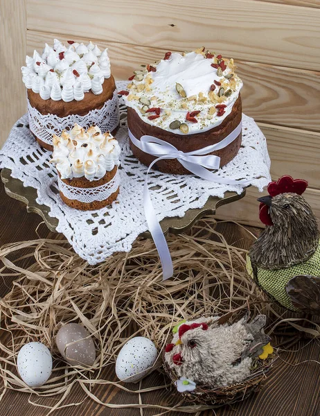 Easter Cake Kulich Traditional Easter Sweet Bread Decorated Meringue Candy — Stock Photo, Image