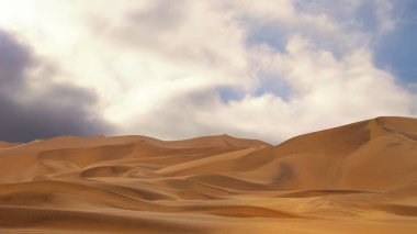 İnnamib Desert 'ın kumullarının muhteşem manzarası. Sanatsal resim.