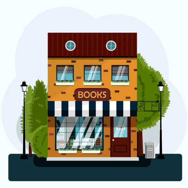 Una bonita librería de dos pisos. Ilustración vectorial plana de un edificio de ladrillo con dosel de rayas europeas, farolas y árboles verdes. Una ilustración en mu con una gran vitrina llena de — Vector de stock