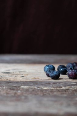 kabın içinde yaban mersini