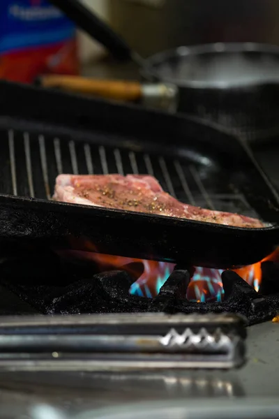 Grilled pork chop — Stock Photo, Image