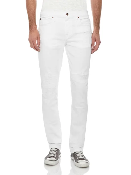 Pantalones de Verano Casuales Mujer Pantalones de Cintura Alta para Mujeres, Mujer en jeans blancos ajustados con zapatos negros, fondo blanco — Foto de Stock