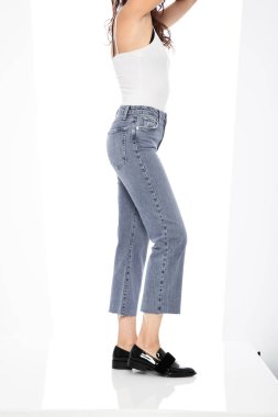 Kadınlar için siyah topuklu mavi dar kot