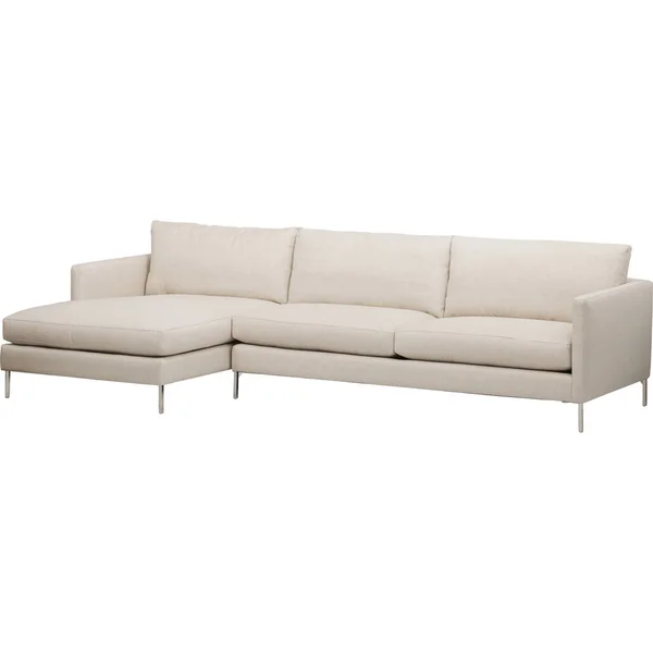 John Lewis & Partners Bailey Rhf Chaise End Sofa Yatağı, İtalyan tasarımından esinlenilmiş lüks bir kanepe, Amalfi 'nin beyaz arka planlı deri döşemeleri vardır. — Stok fotoğraf