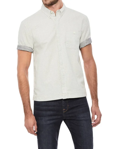 Mäns bomull skjorta parad med svart denim och vit bakgrund, Snygg vit dragkedja med nät på framsidan parad med mörkblå denim och vit bakgrund — Stockfoto