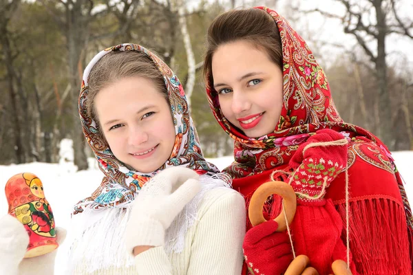 Two Beautiful Smiling Girls Painted Shawls Stand Background Winter Forest — Stock Photo, Image