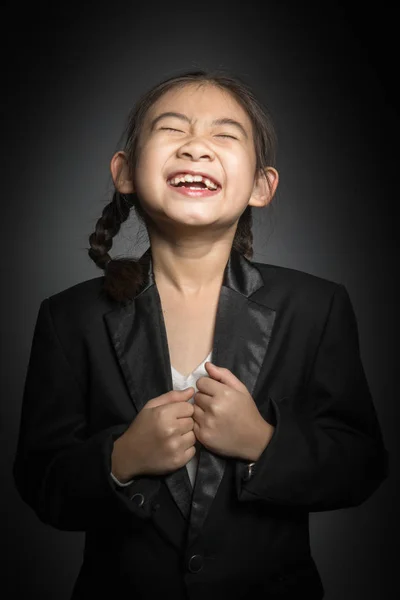 Asiático meninas estúdio retrato com sorriso rosto — Fotografia de Stock
