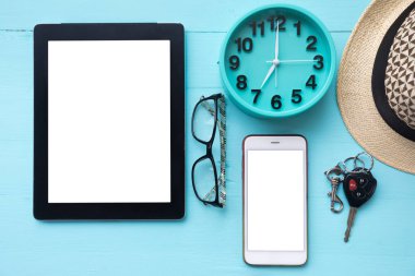 Ahşap masa, üstten görünüm kopya alanı ile tatil arka planda. PH